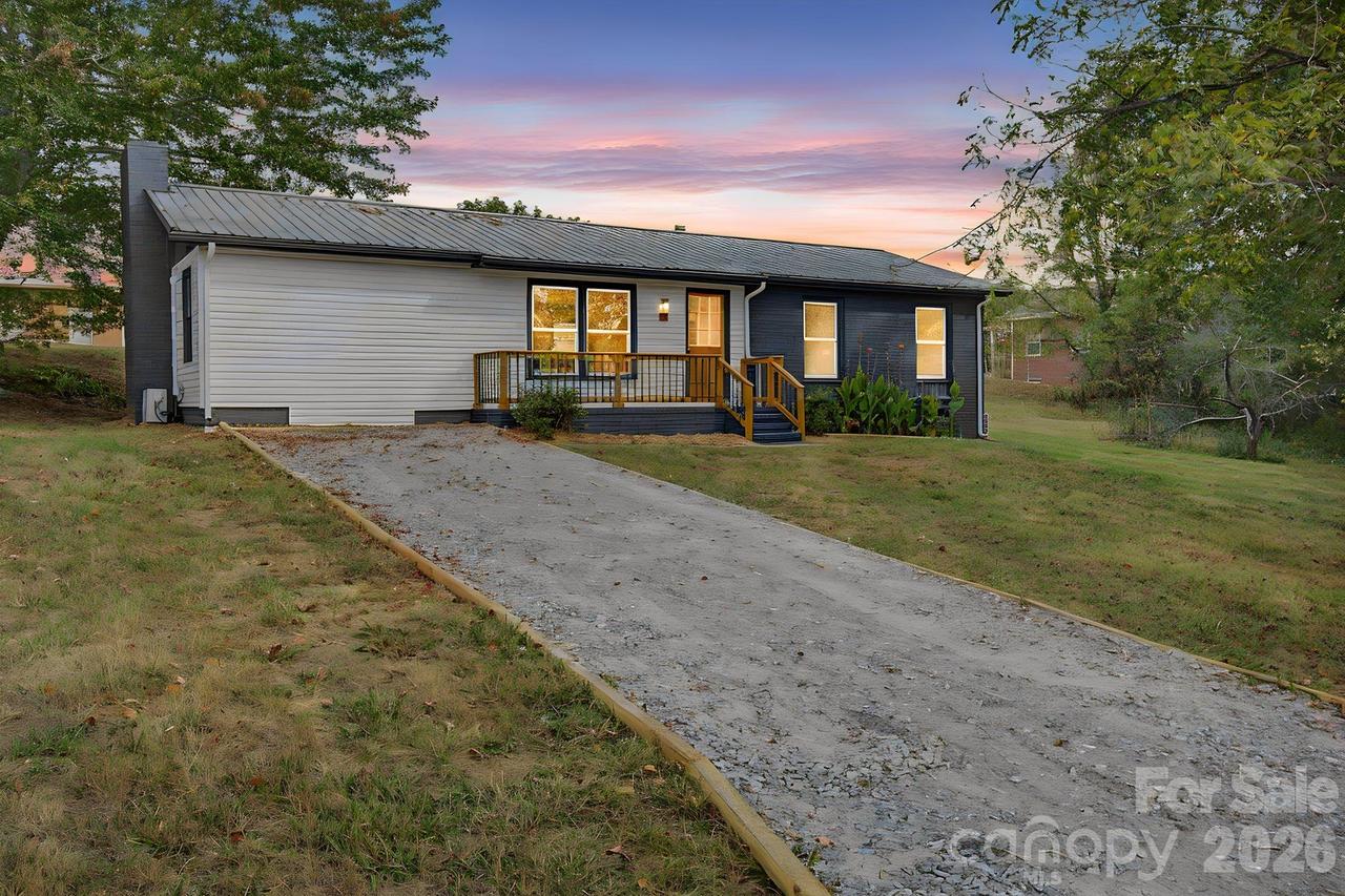 14 Kirby Pl., Asheville, NC 28806