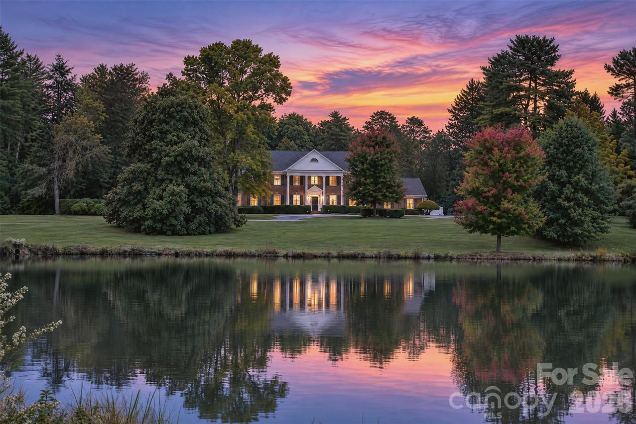 2715 Brevard Rd., Hendersonville, NC 28791