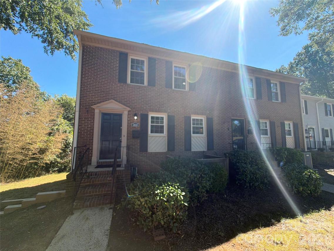 1810 Sabrina Ct., Charlotte, NC 28210