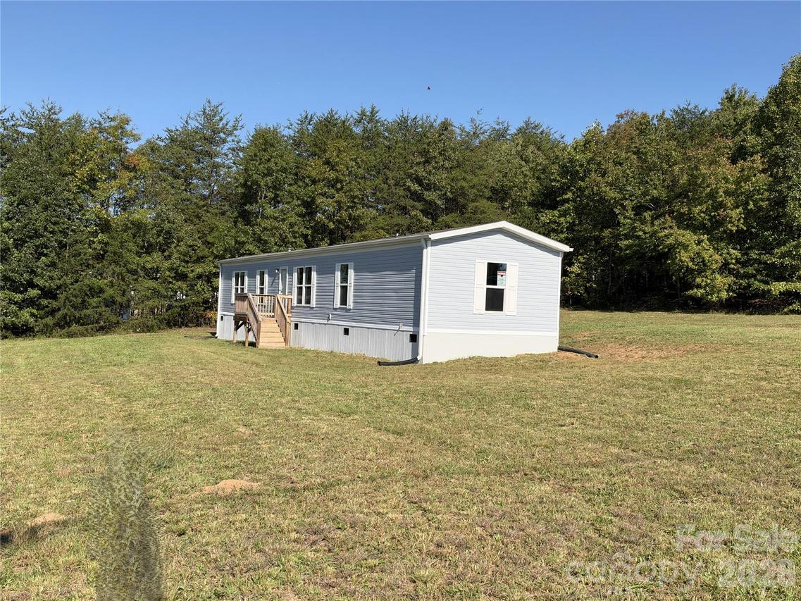5664 Zion Hill Dr., Lawndale, NC 28090
