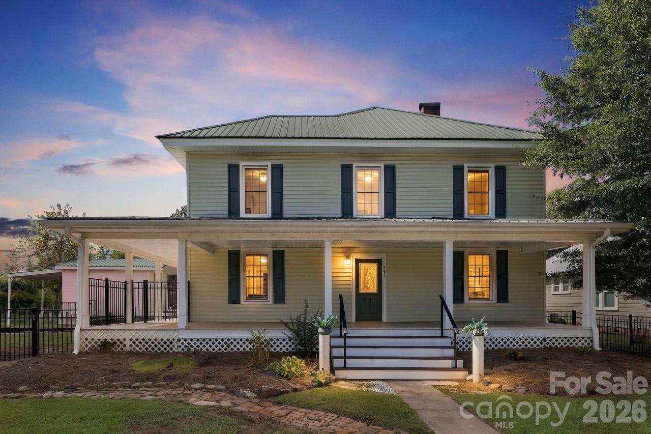 444 S Broad St., Brevard, NC 28712