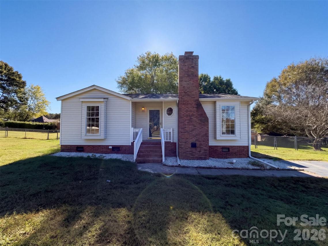 1815 Gray Bark Dr., Gastonia, NC 28054