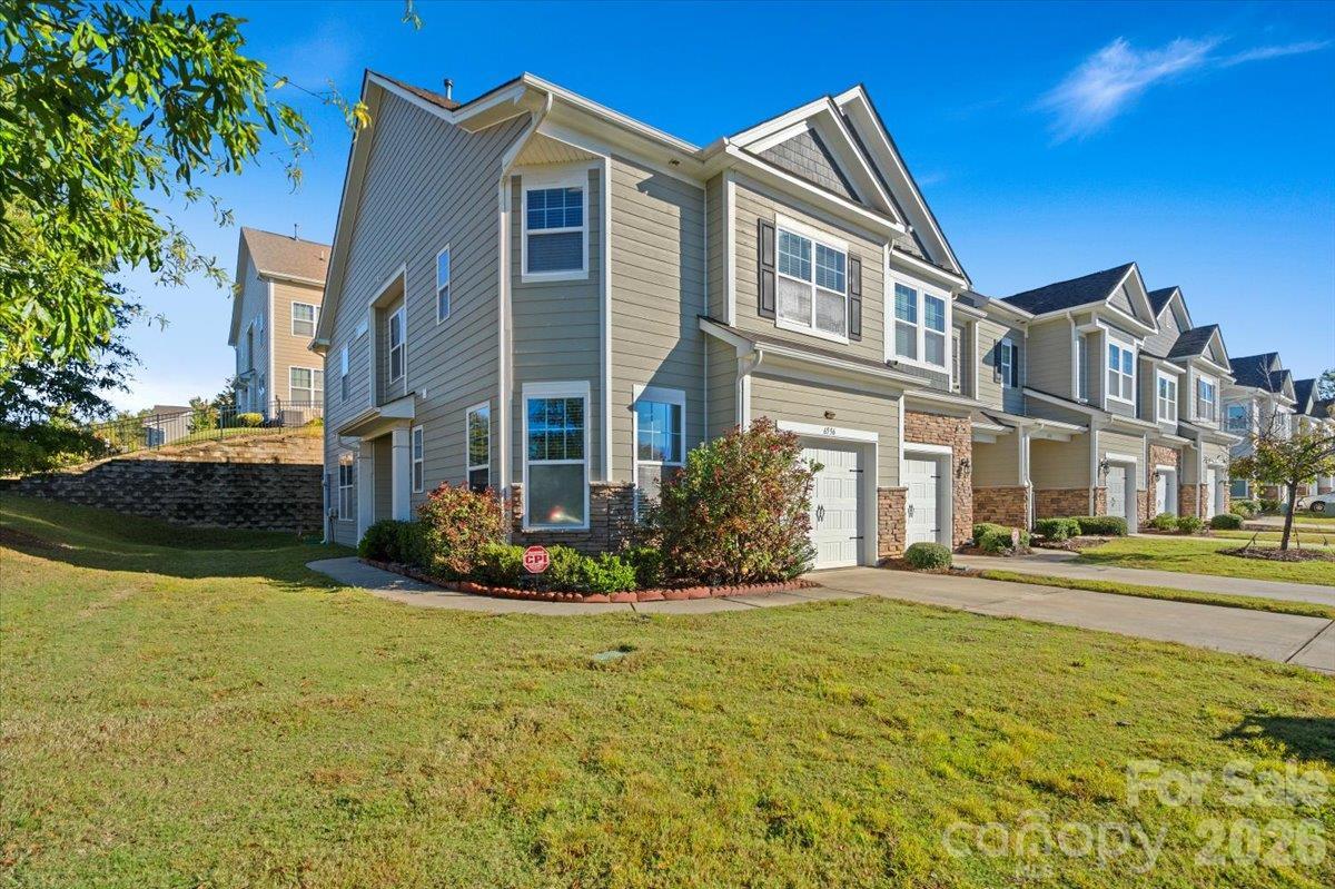 6556 Harris River Way, Charlotte, NC 28269