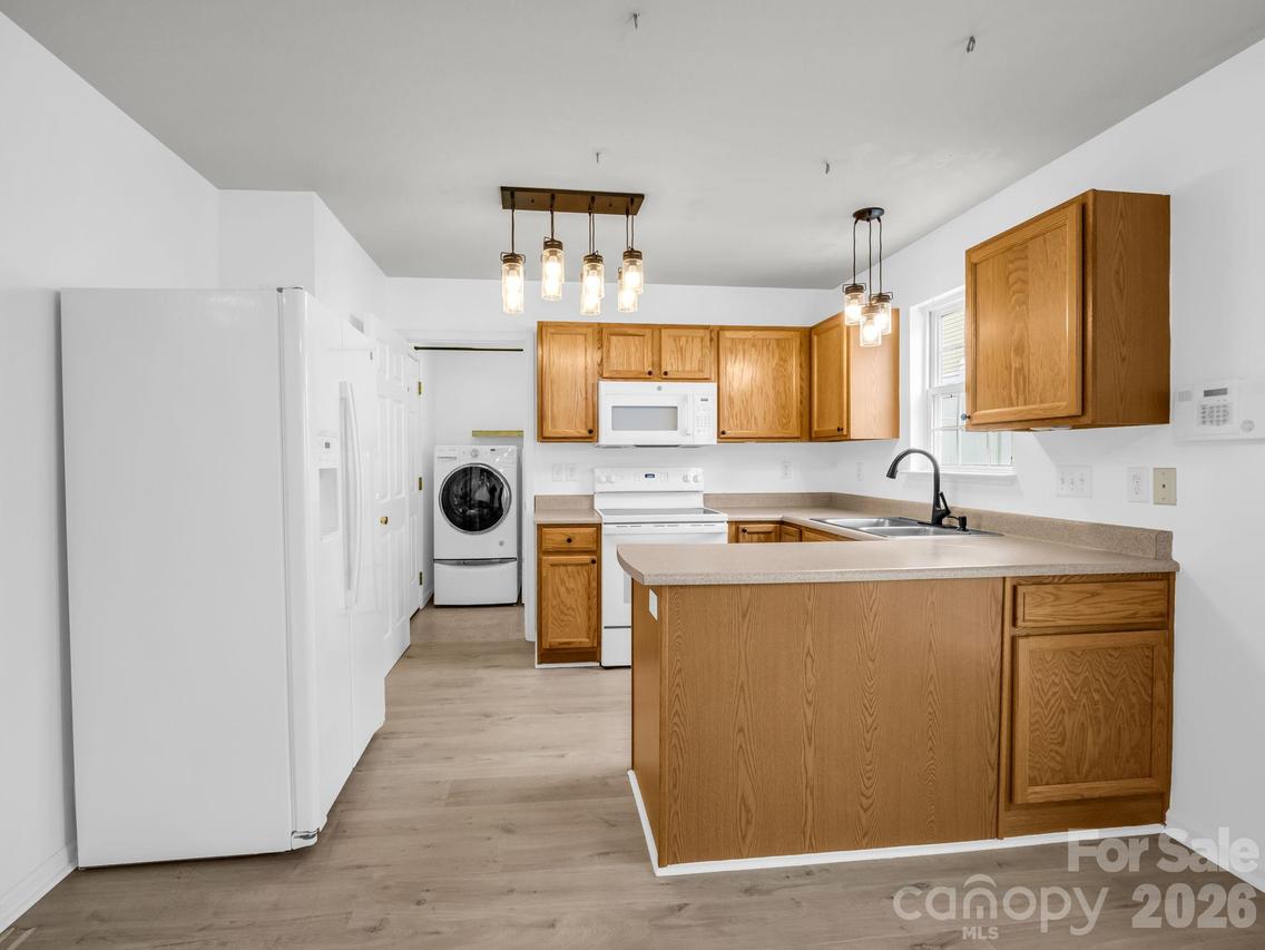 64 Lanceford Cir., Fletcher, NC 28732