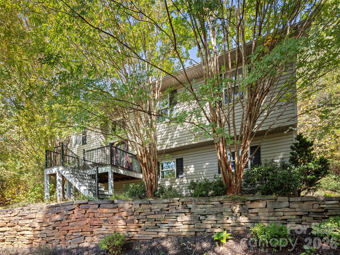 22 Evening Shade Dr., Weaverville, NC 28787