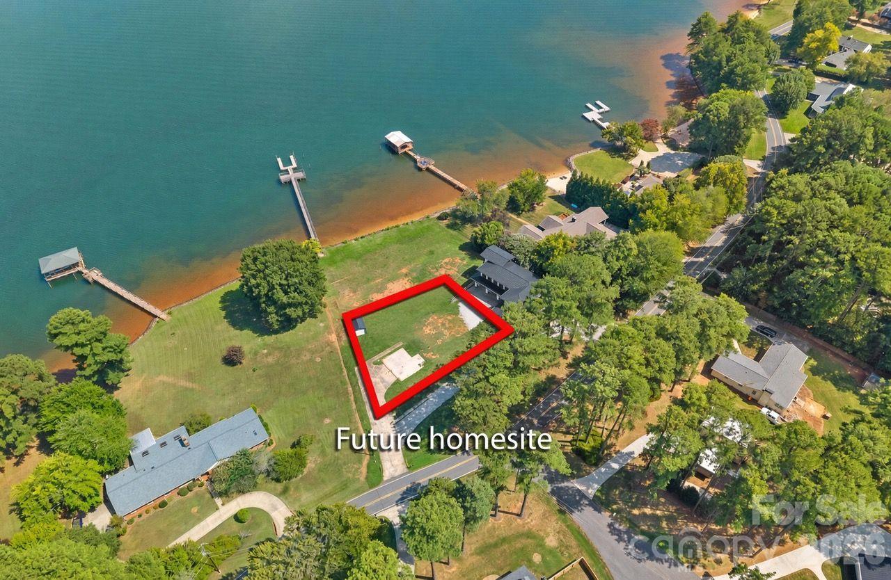 627 Isle Of Pines Rd., Mooresville, NC 28117