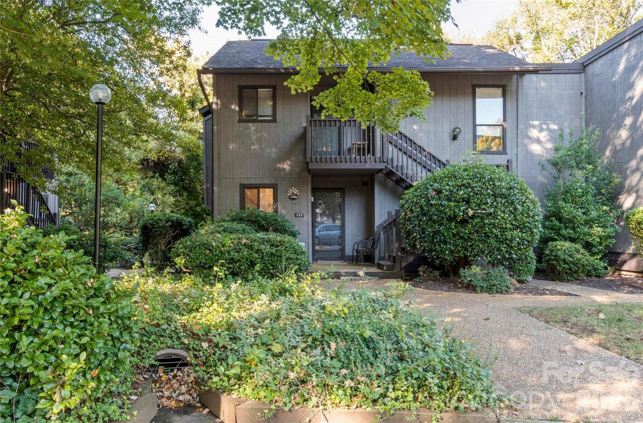 133 Cedar Cove Ln., Winston Salem, NC 27104