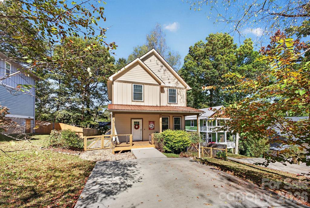 98 Langwell Ave., Asheville, NC 28806