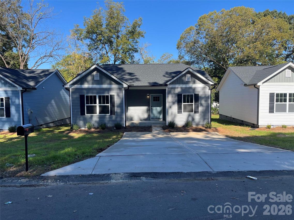 1326 Jay Ave., Gastonia, NC 28052