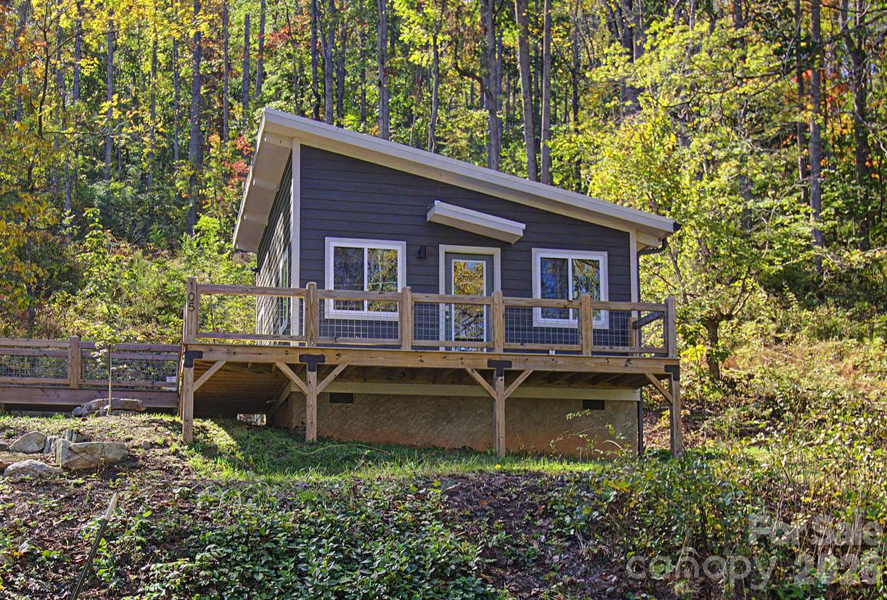 105 Escape Dr., Asheville, NC 28803