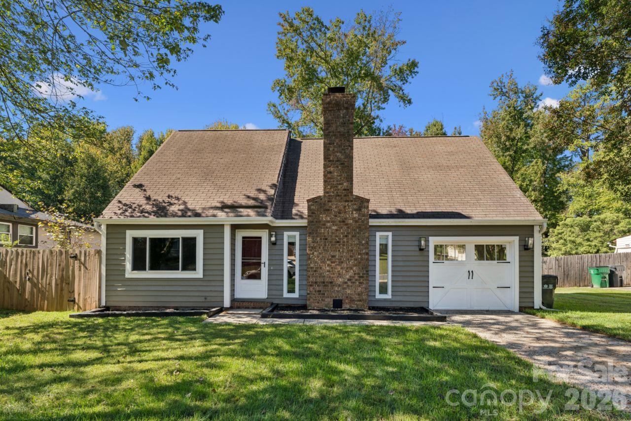 6719 Montezuma Tr., Charlotte, NC 28227