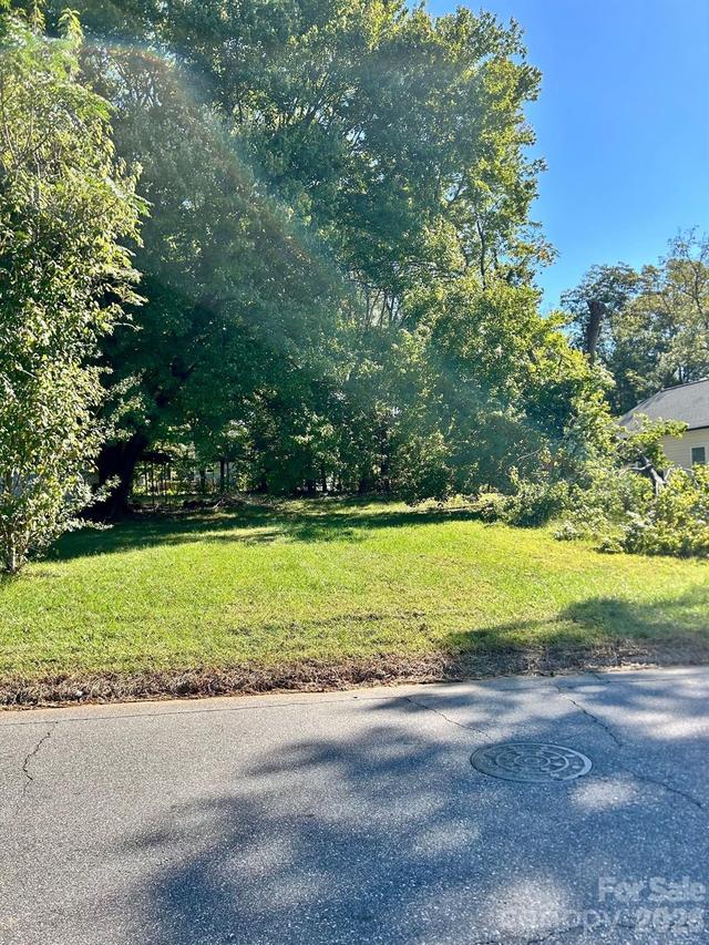 1405 7th St., Statesville, NC 28677