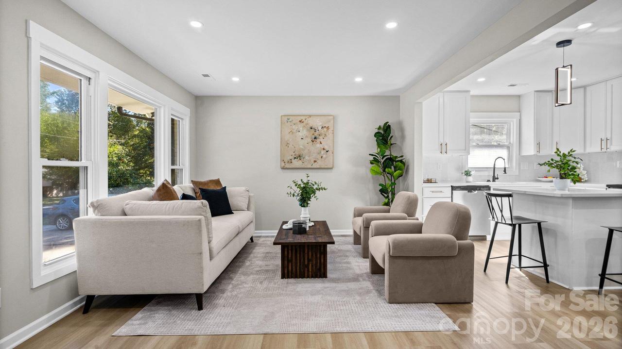 708 Aintree Rd., Charlotte, NC 28215