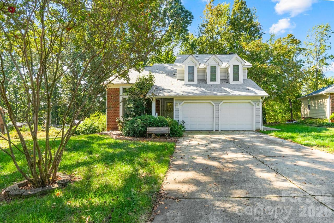10913 Lassen Ct., Charlotte, NC 28214