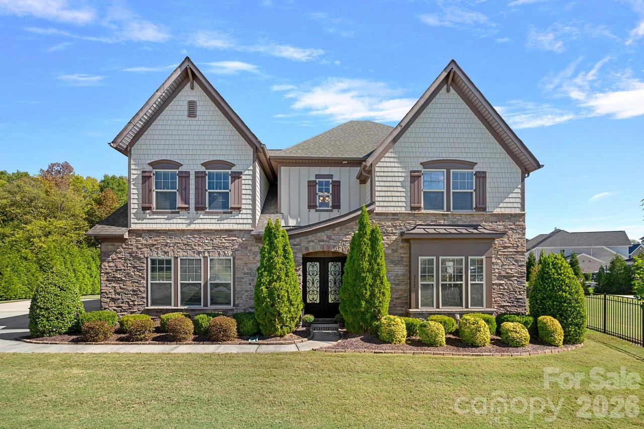 8322 Marigold Pl., Harrisburg, NC 28075