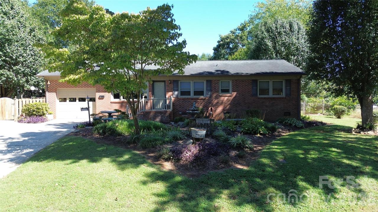2099 Dale Ave., Lincolnton, NC 28092