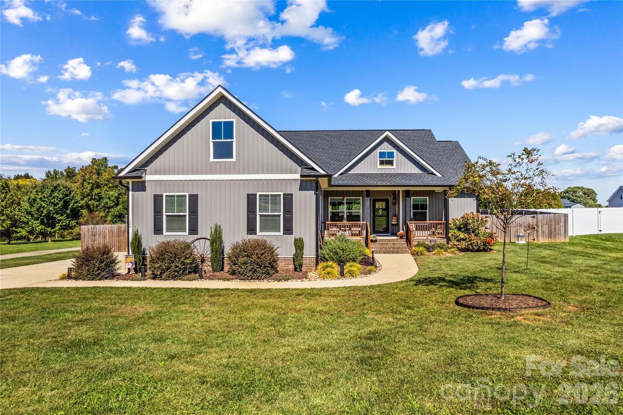 124 Tranquility Ln. #30, Harmony, NC 28634