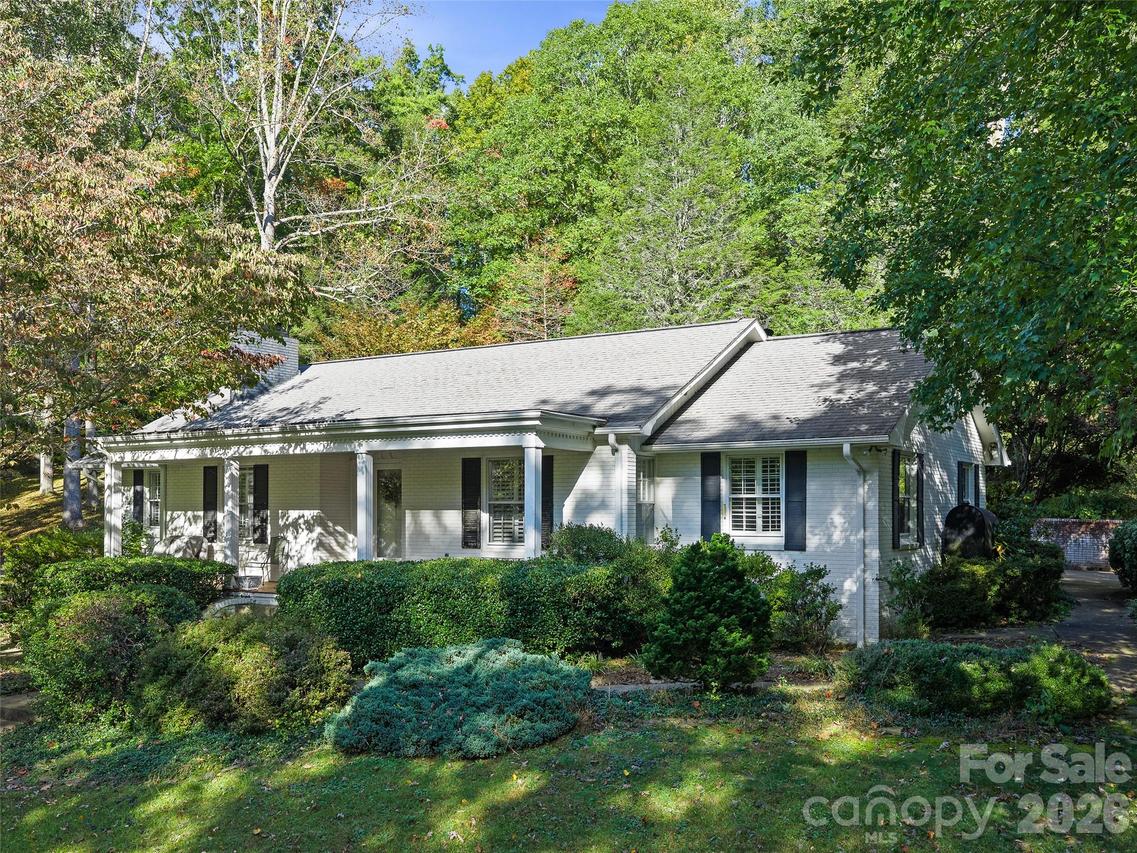 753 Ransom Silvers Rd., Burnsville, NC 28714