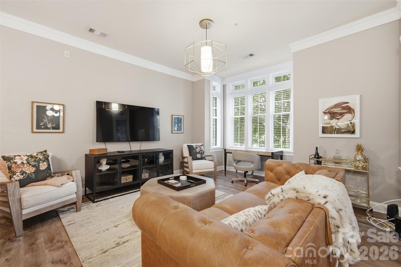 2810 Selwyn Ave. #210, Charlotte, NC 28209