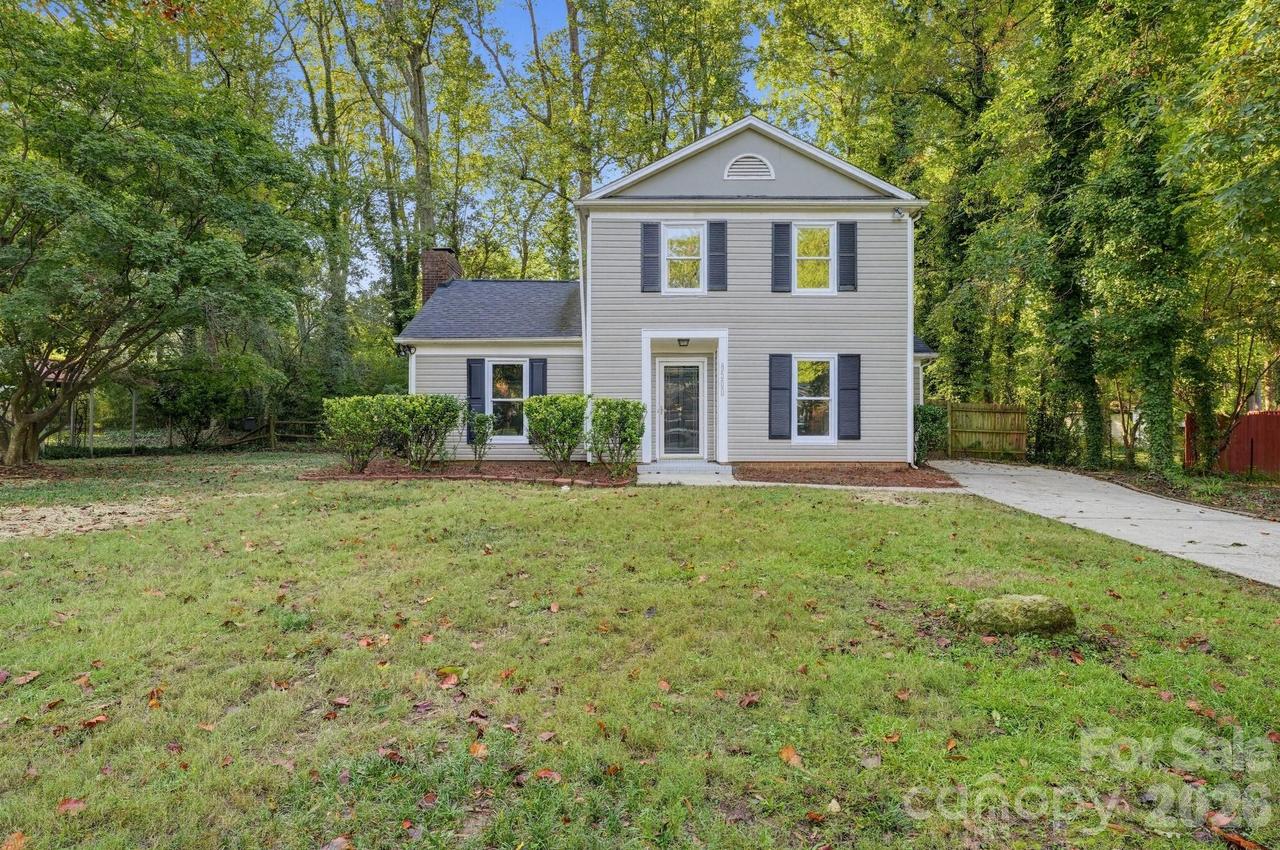 8500 Othello Pl., Charlotte, NC 28227