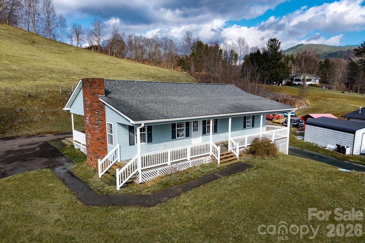 7215 Hwy 421 Hwy., Vilas, NC 28692