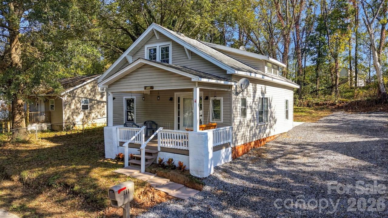 111 Hickory St., Lenoir, NC 28645