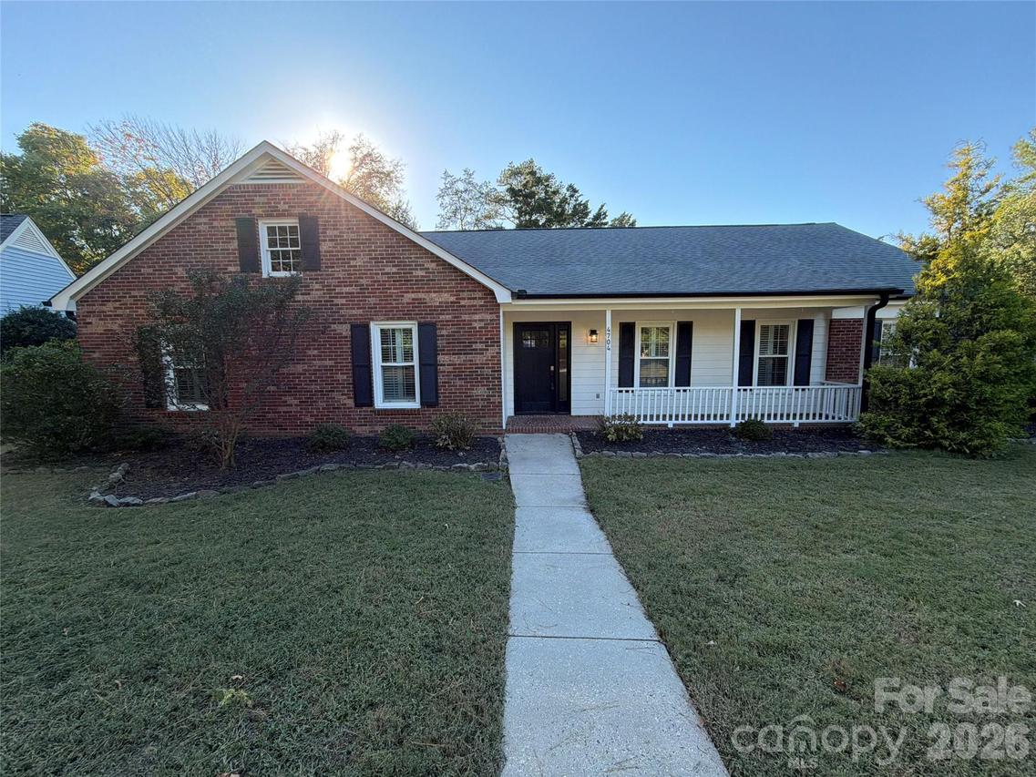 4704 Benridge Ln., Charlotte, NC 28226