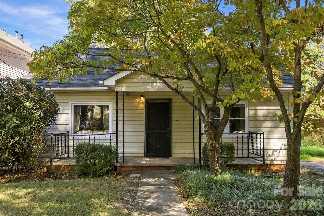 220 Armour St., Davidson, NC 28036