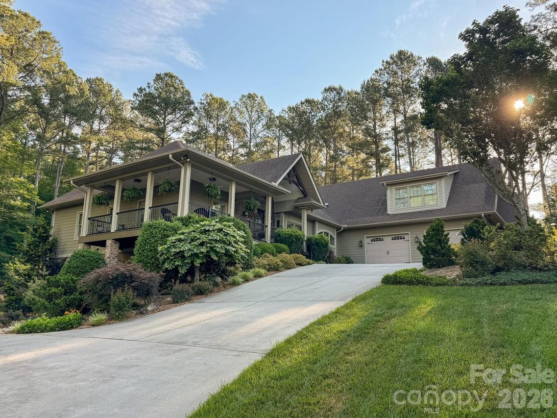 5464 Back Shore Dr., Granite Falls, NC 28630