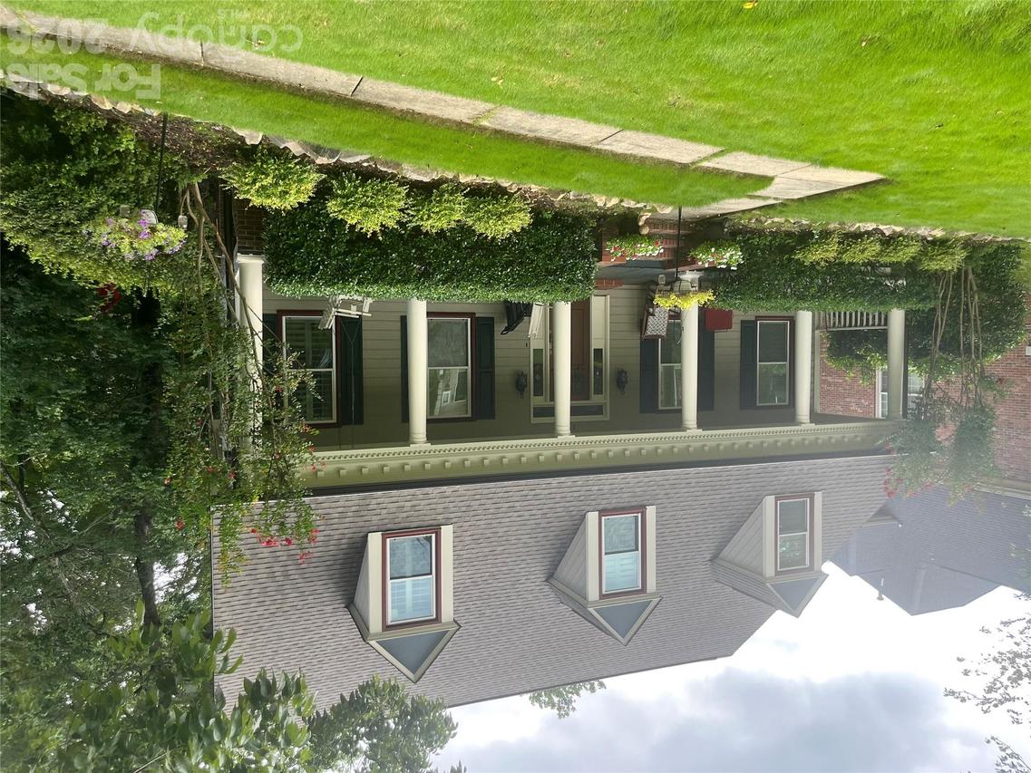 223 N Brackenbury Ln., Charlotte, NC 28270
