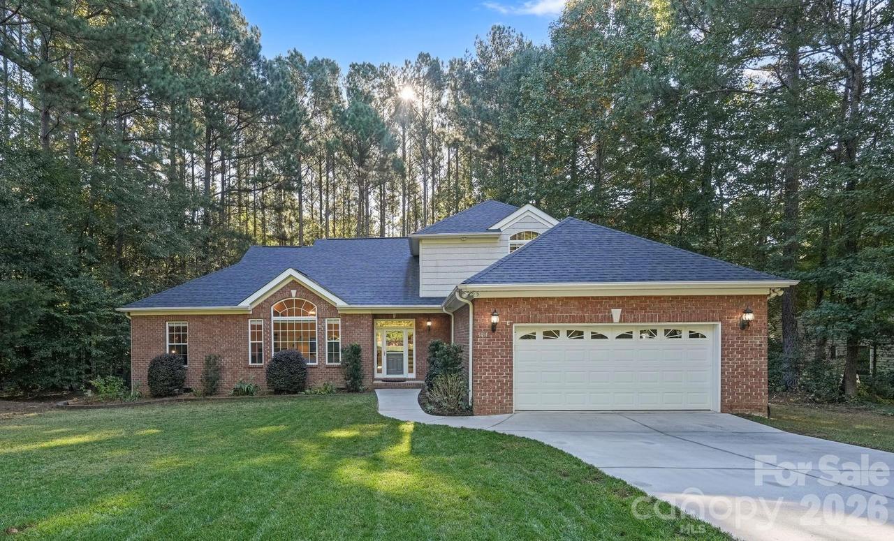1491 Woodbend Ct., Stanley, NC 28164