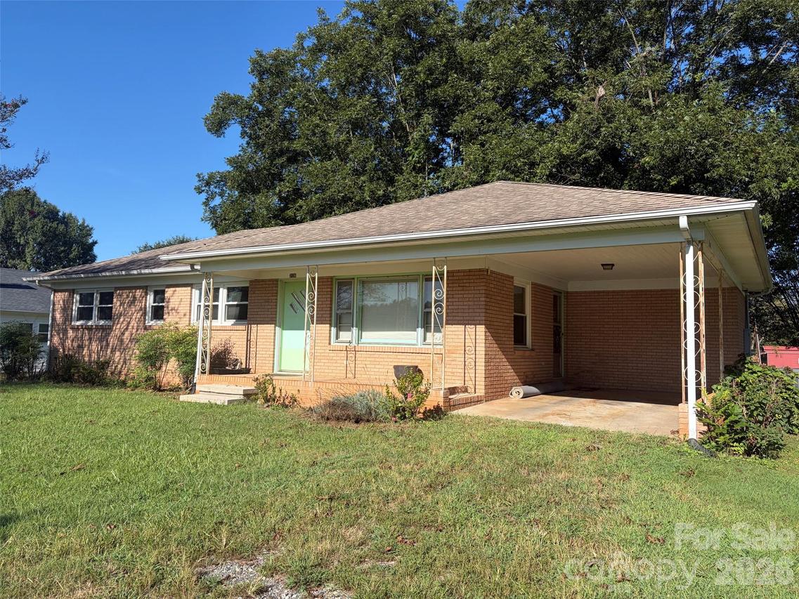 3149 Catawba St., Claremont, NC 28610