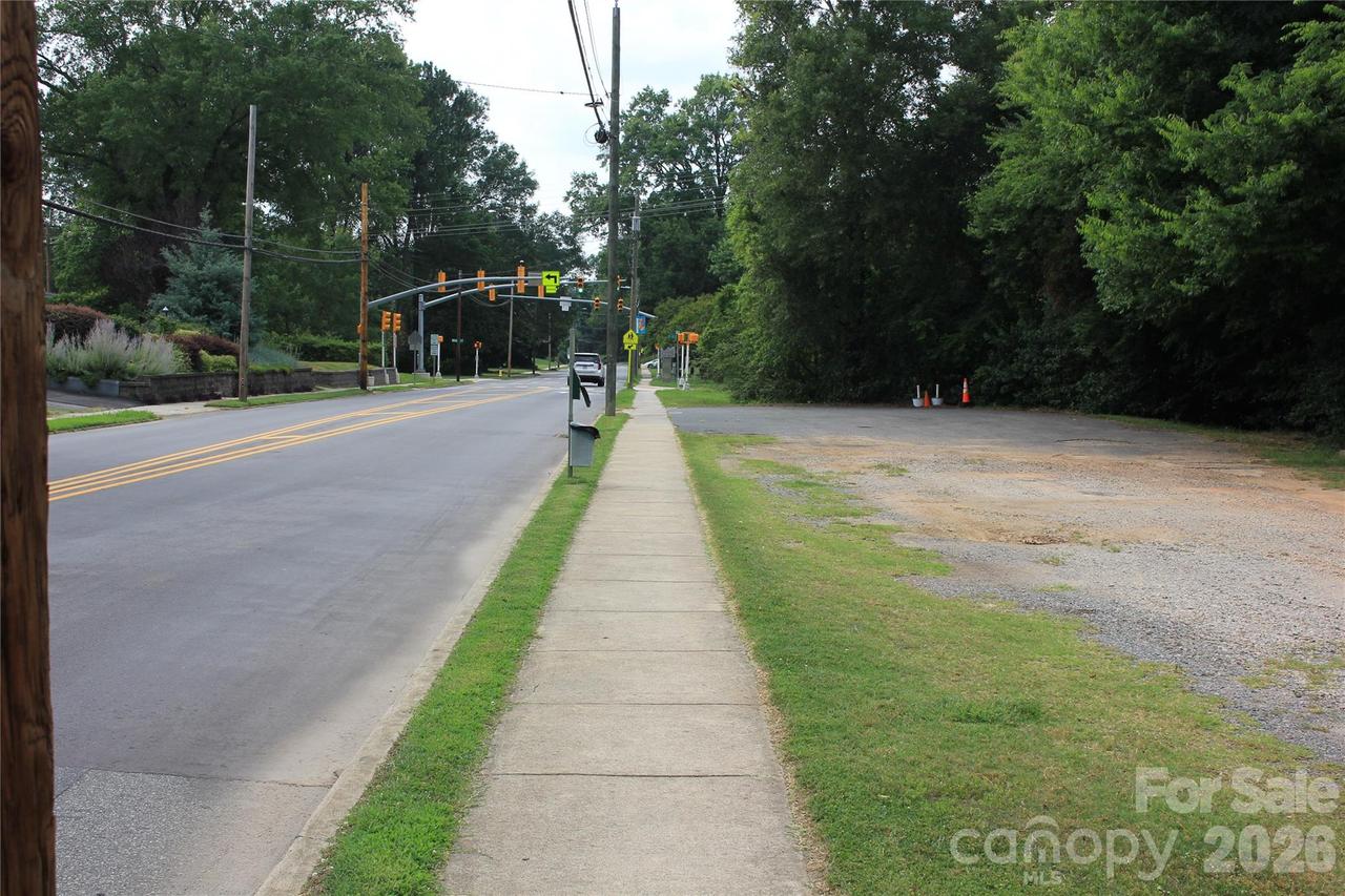 569 Union St., Concord, NC 28025
