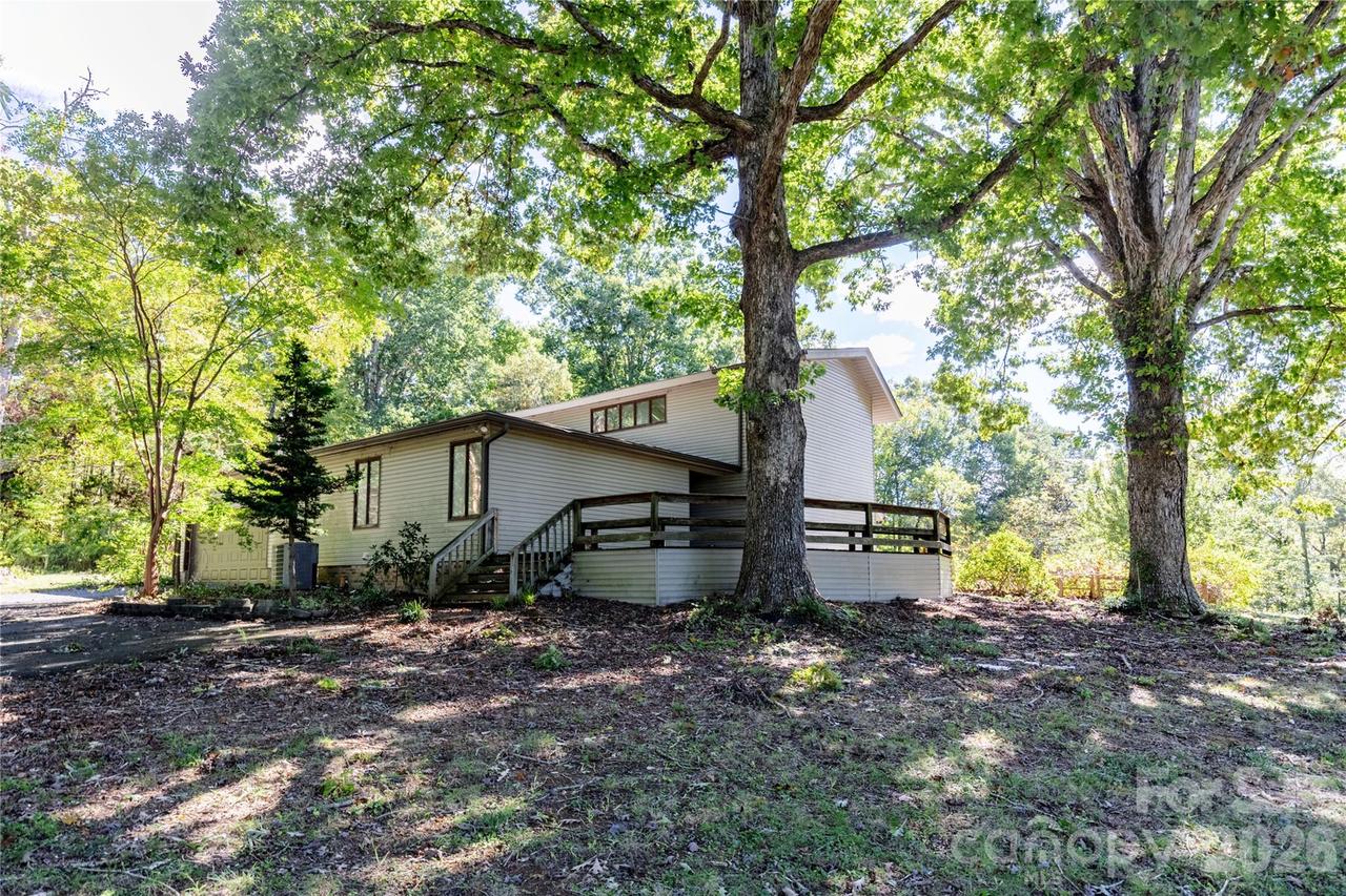 36934 Tercher Rd., New London, NC 28127