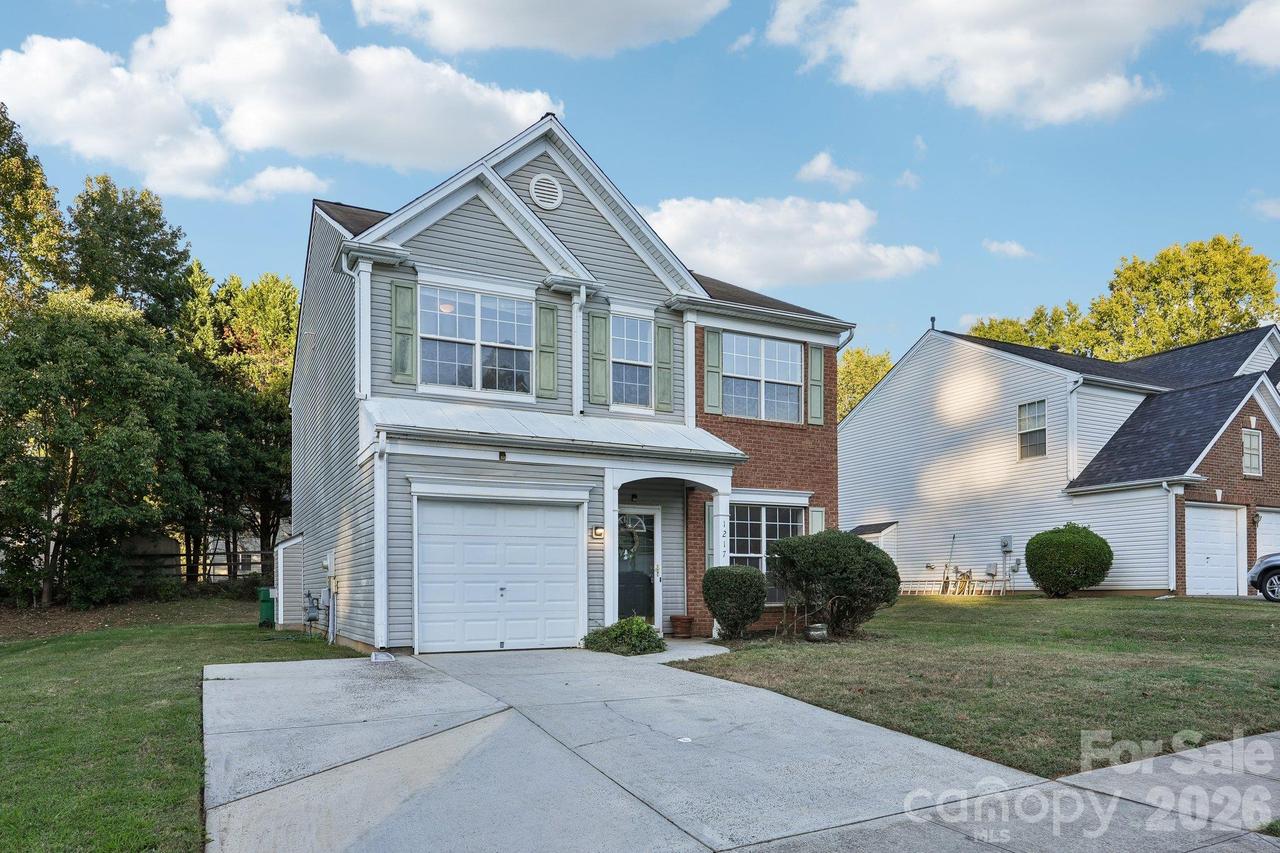 1217 Stourbridge Lion Dr., Charlotte, NC 28213