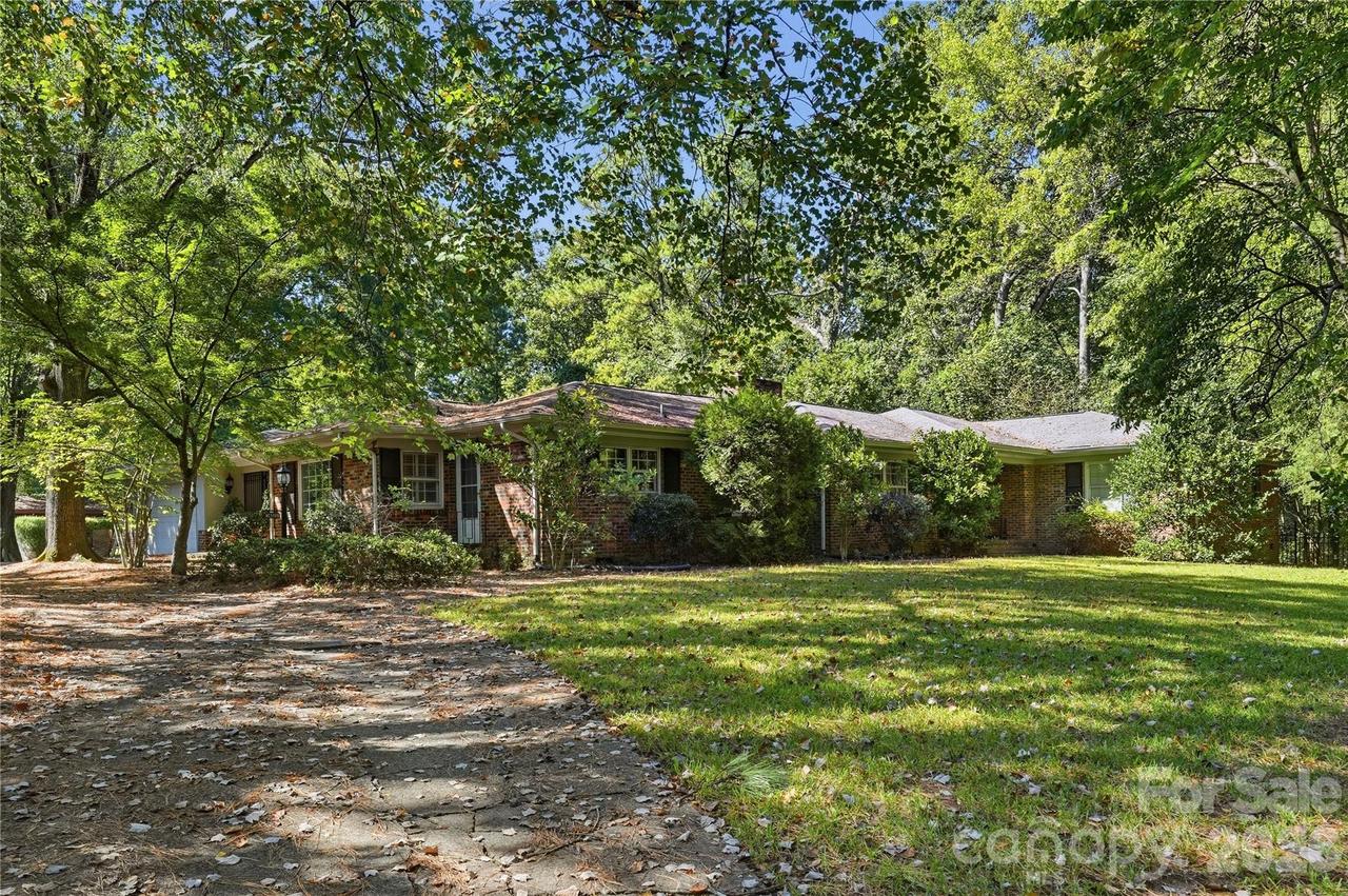 7600 Park Rd., Charlotte, NC 28210