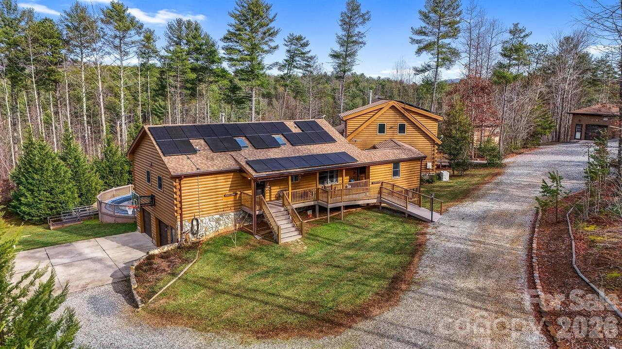 2257 Quiet Creek Ln., Lenoir, NC 28645