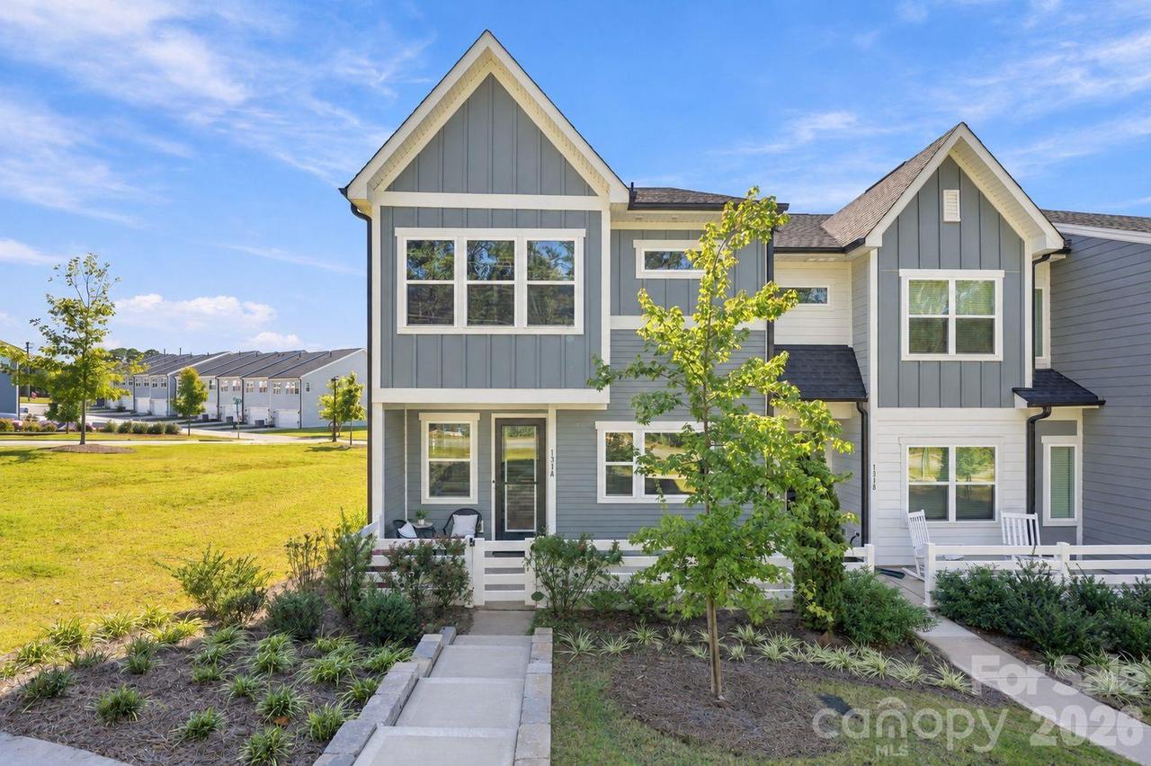 131 Forest Lake Blvd. #A, Mooresville, NC 28117