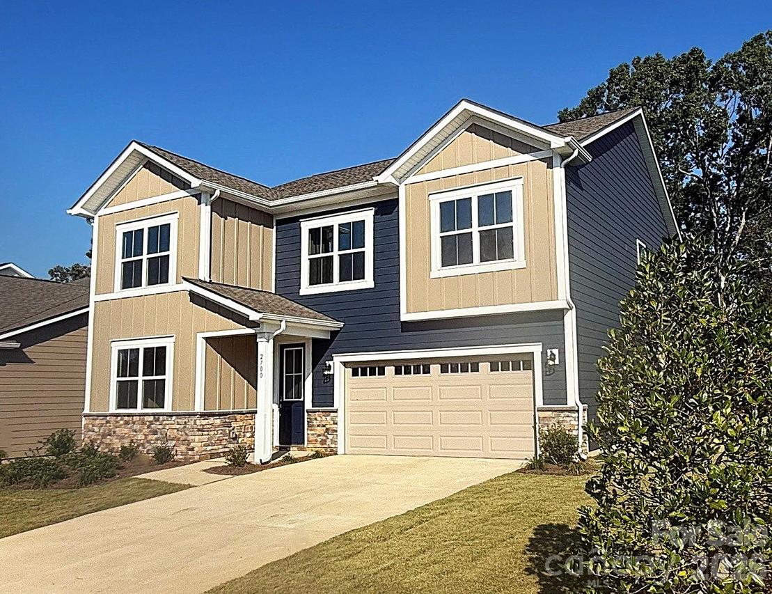 2700 Phoenix Ct., Gastonia, NC 28052
