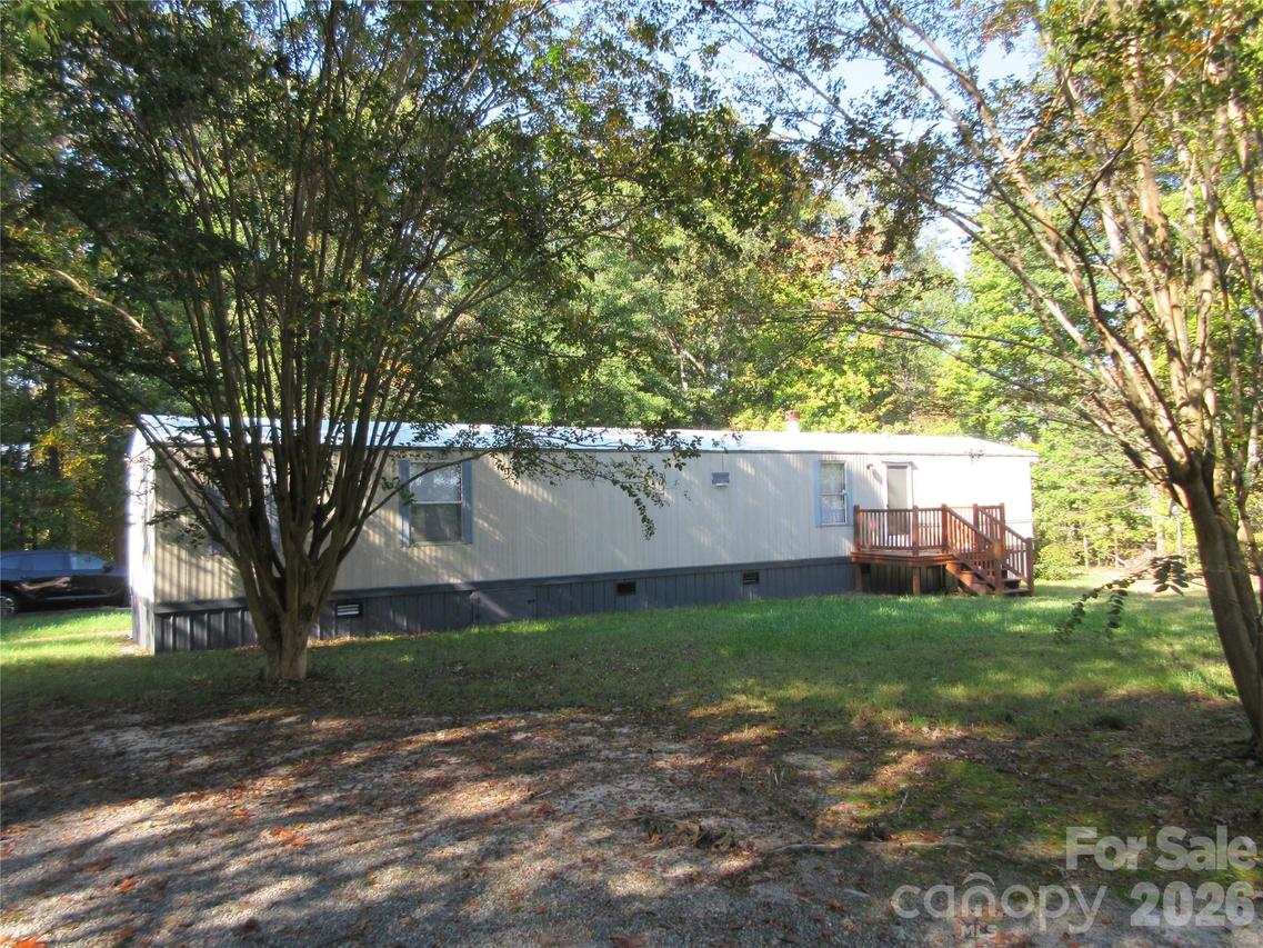 991 Horn Mill Rd., Union Mills, NC 28167