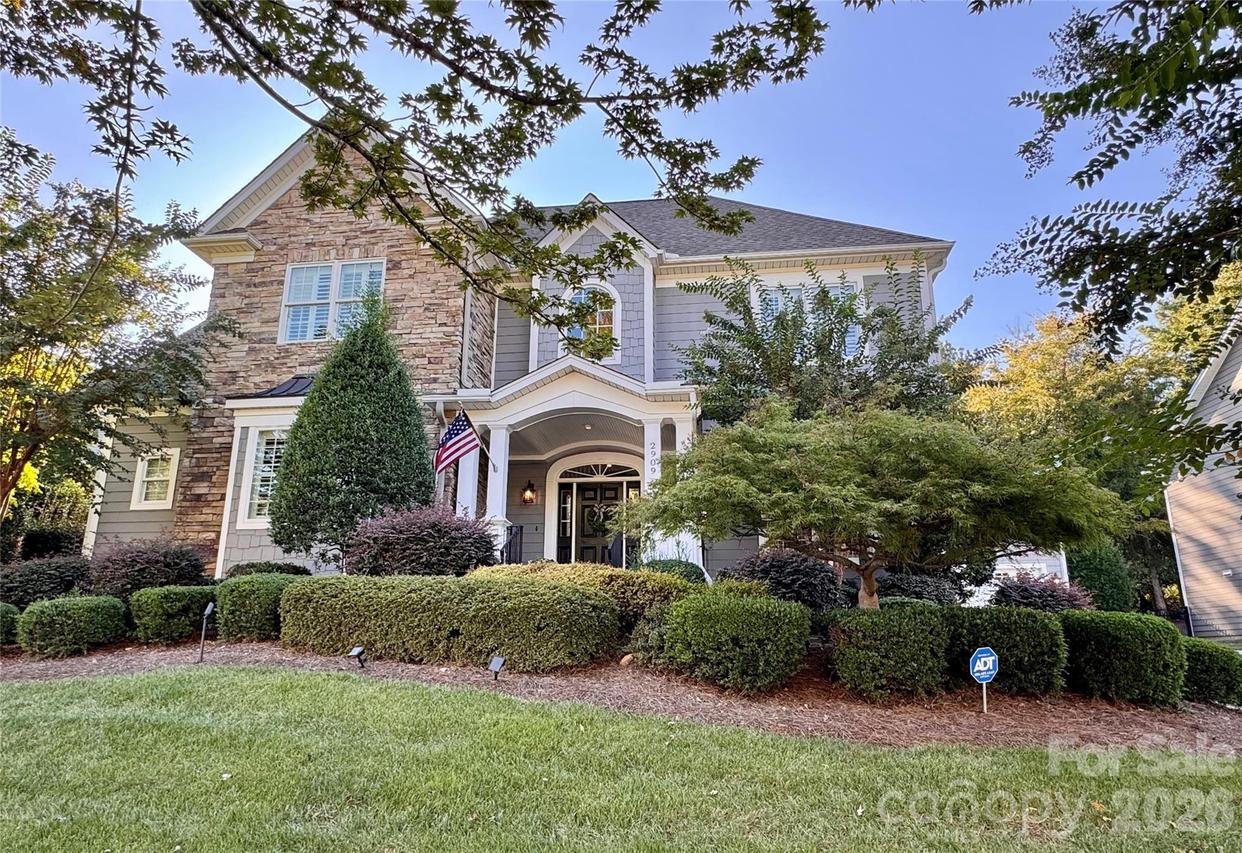 2909 Donegal Dr., Kannapolis, NC 28081