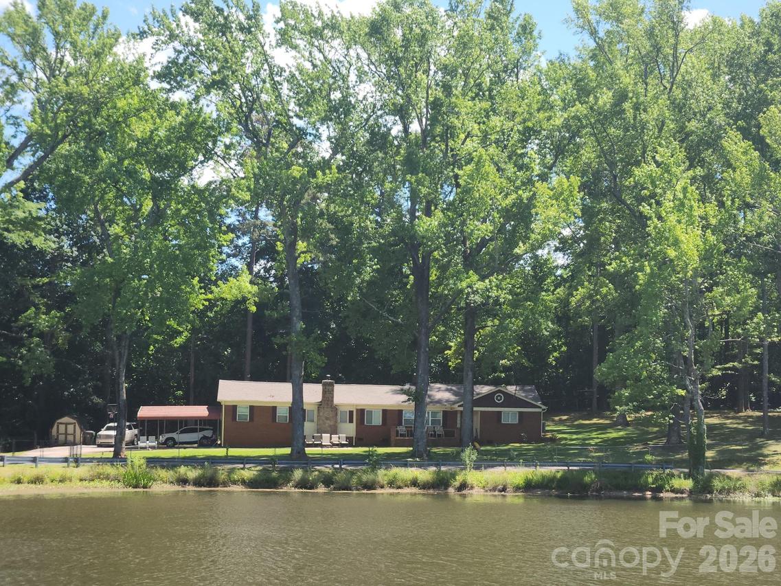5118 Crestland Ave., Charlotte, NC 28269