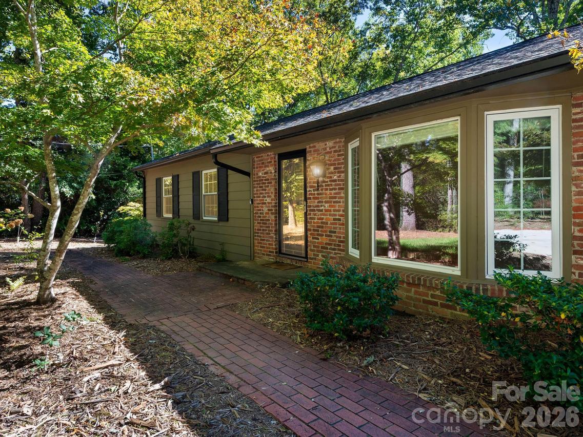 175 Mimosa Rd., Columbus, NC 28722