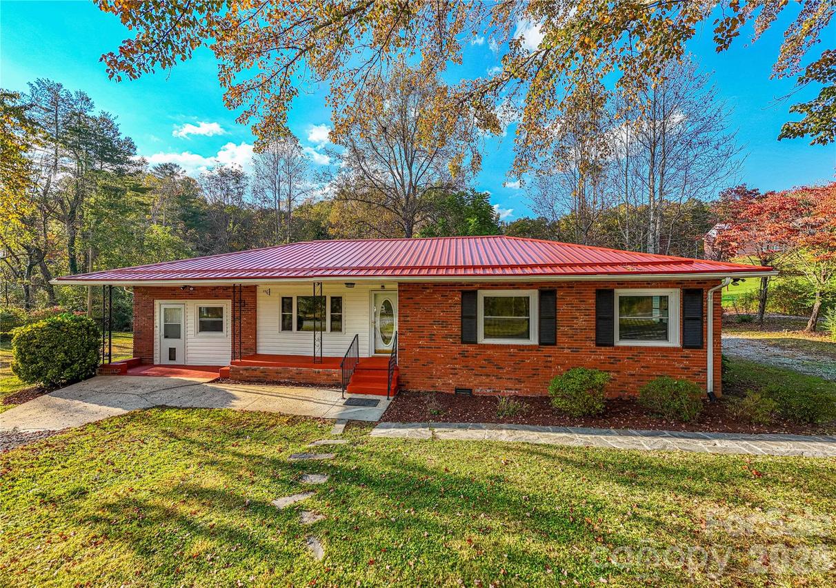 140 Catheys Creek Church Rd., Brevard, NC 28712
