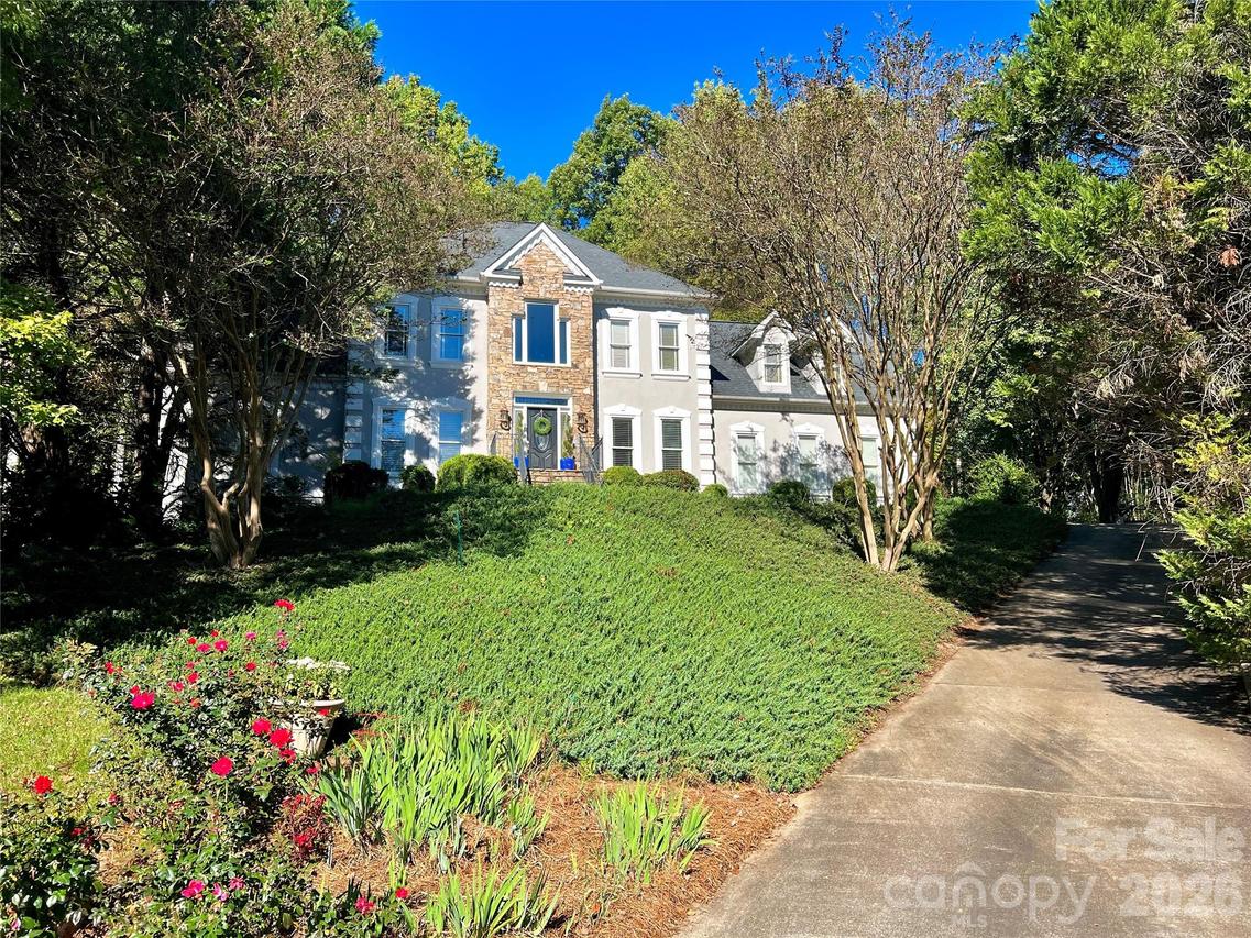 861 Kings Crossing Dr., Concord, NC 28027