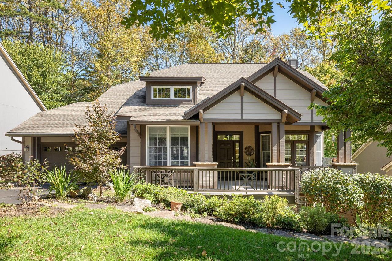 70 Meadow View Rd., Brevard, NC 28712