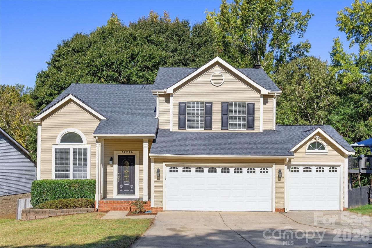 12416 Woodside Falls Rd., Pineville, NC 28134
