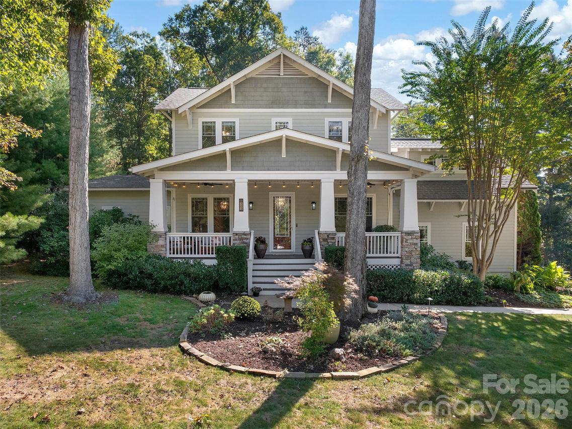 302 Yellowood Ln., Asheville, NC 28803