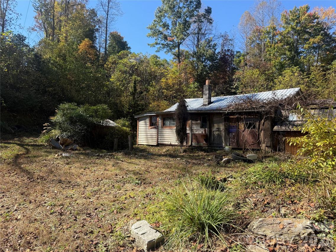 240 Old Toxaway Rd., Brevard, NC 28712