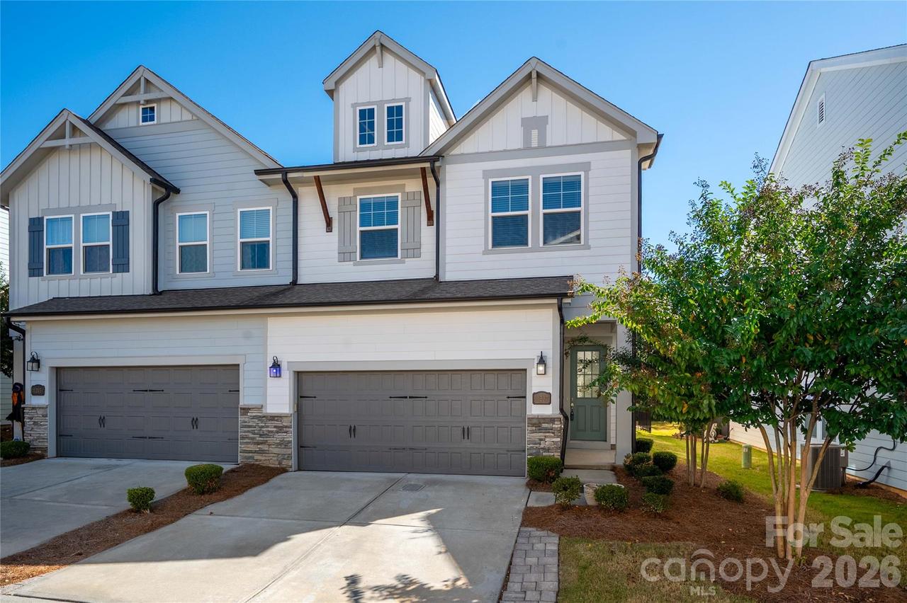 11207 Cobb Creek Ct., Charlotte, NC 28277